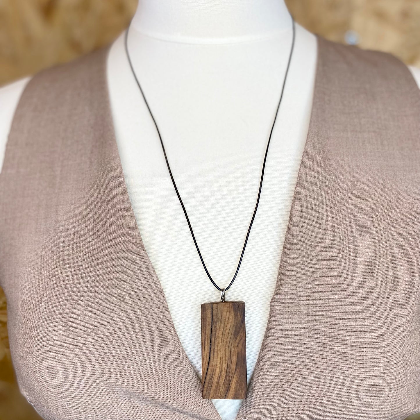 #SustainableFashion #OrganicJewelry