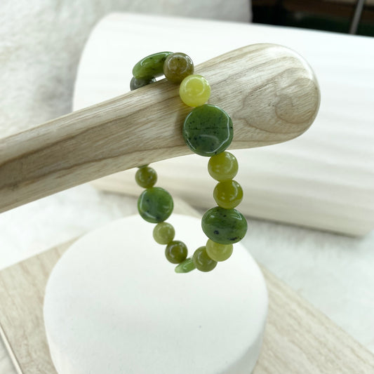 jade bracelet