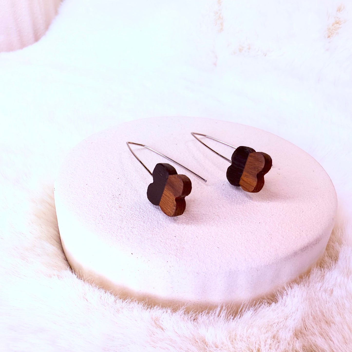 Flower design earrings