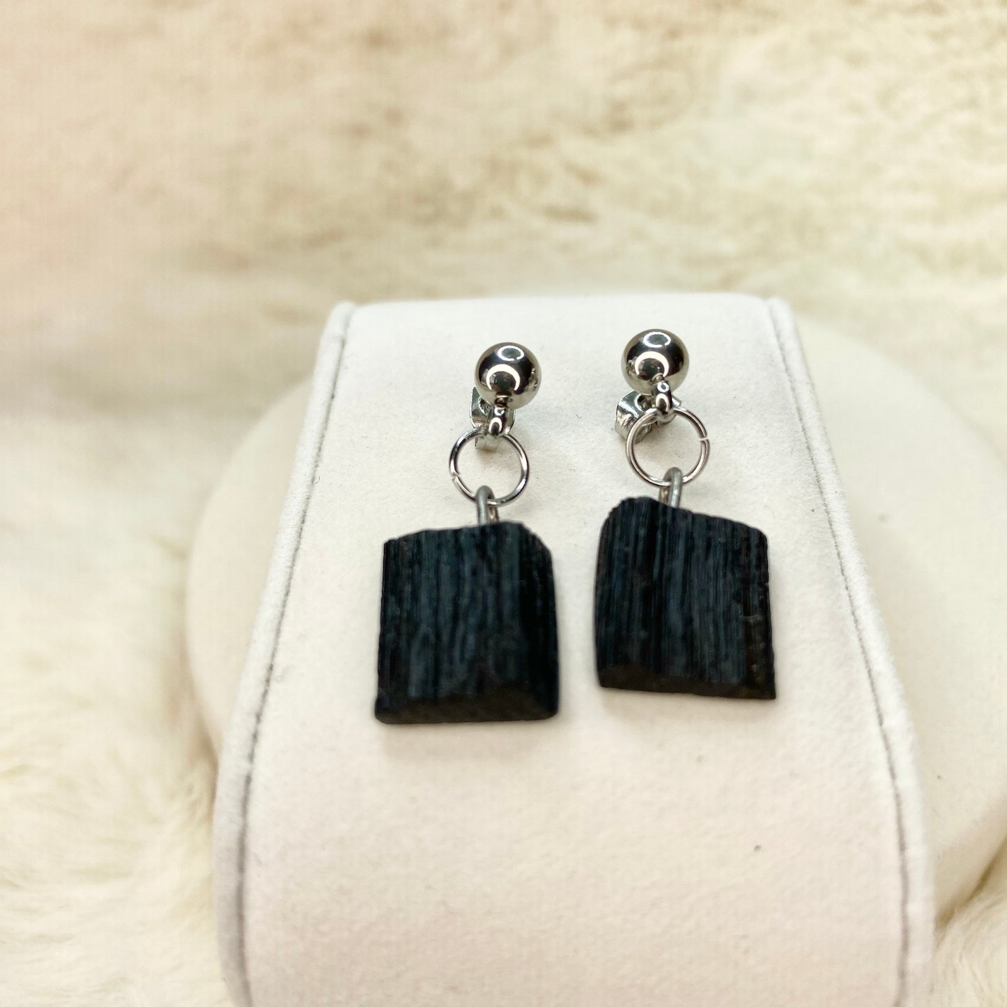 Elegant wooden earrings