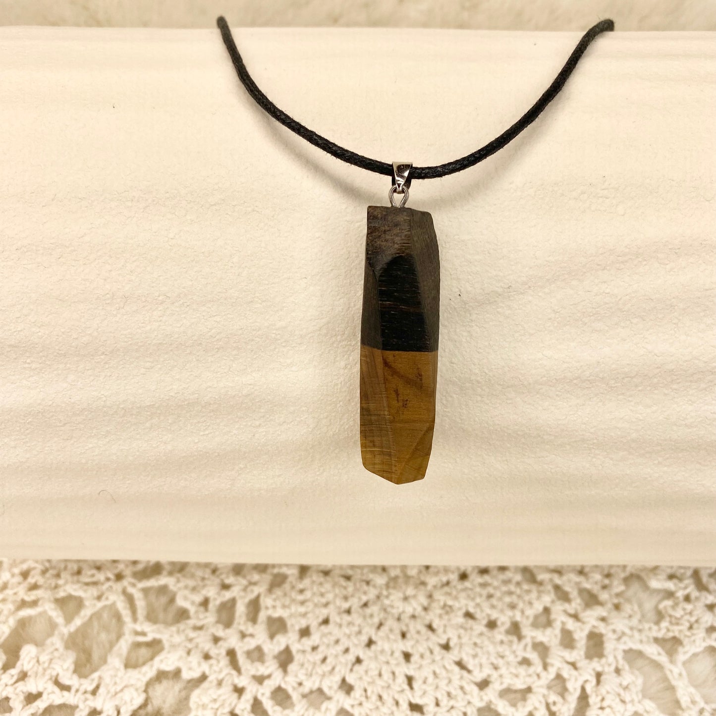 natural elegance pendant