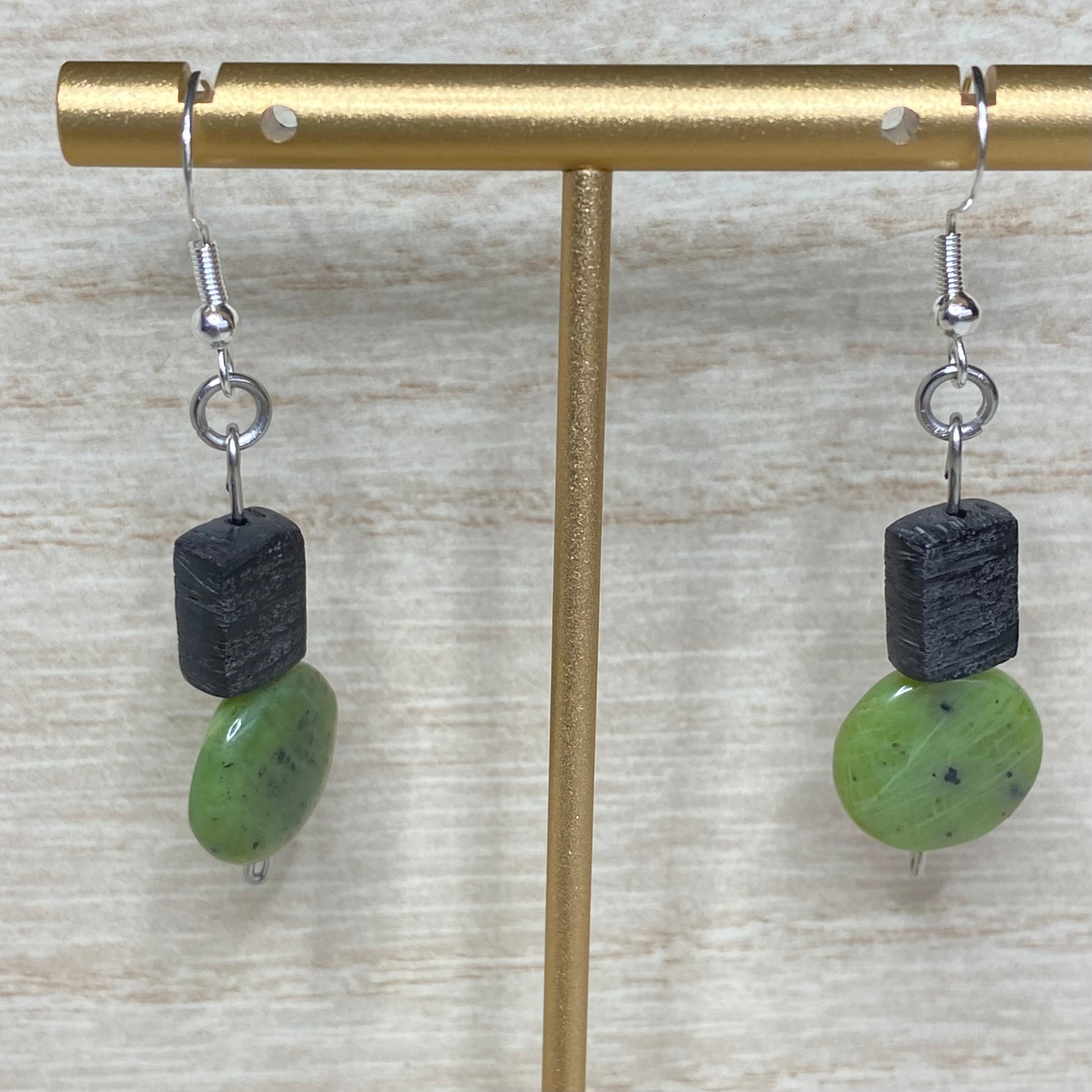 green jade earrings 