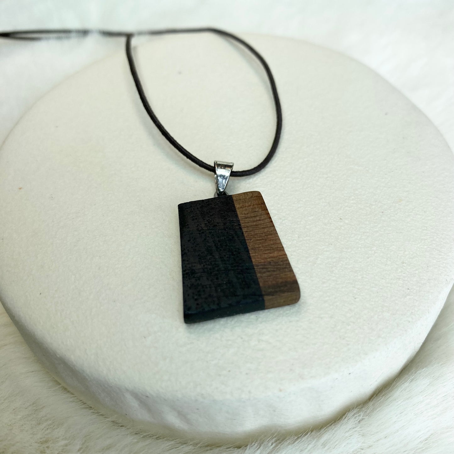 bog yew and oak necklace 