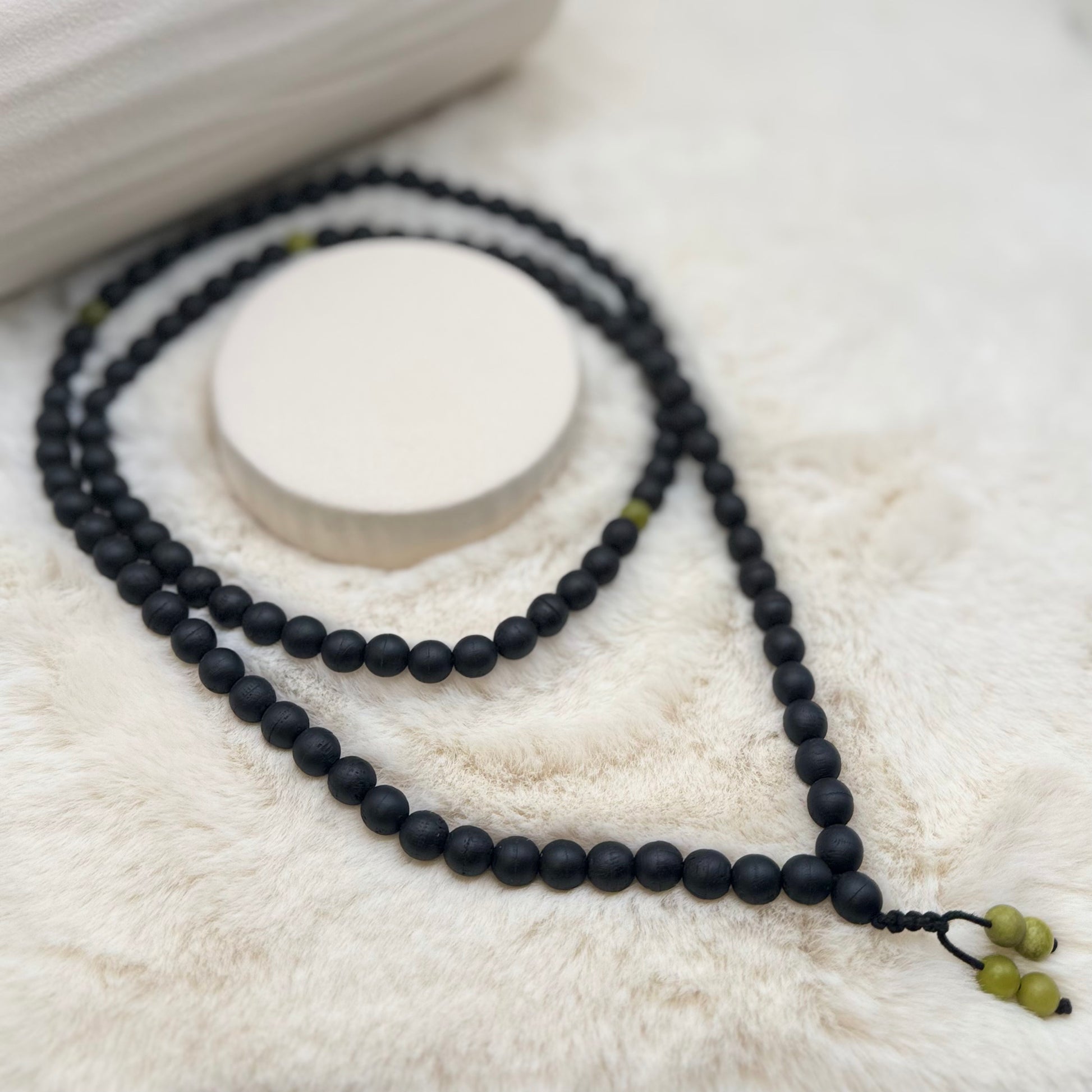 bog oak mala, jade mala