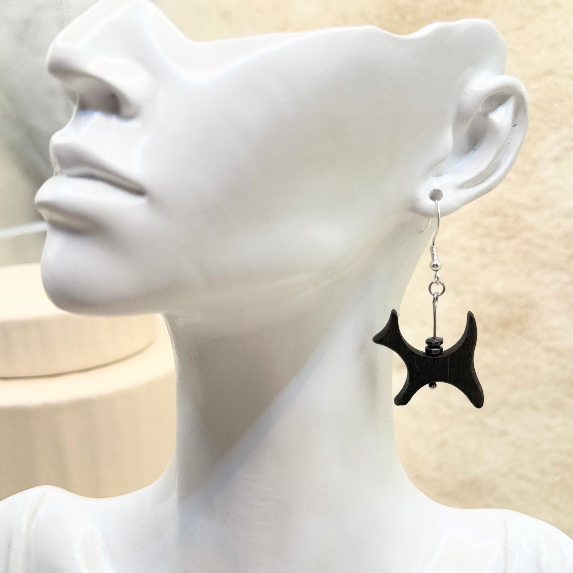 Handcrafted black earrings 