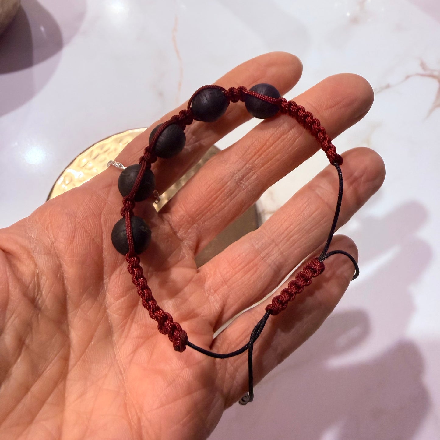 Adjusted bracelet from bog oak