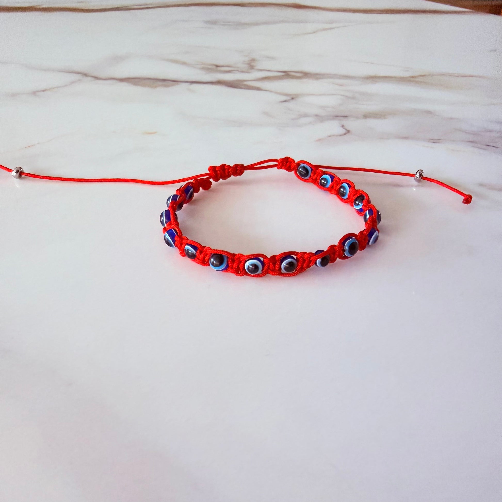 red string evil eye bracelet 
