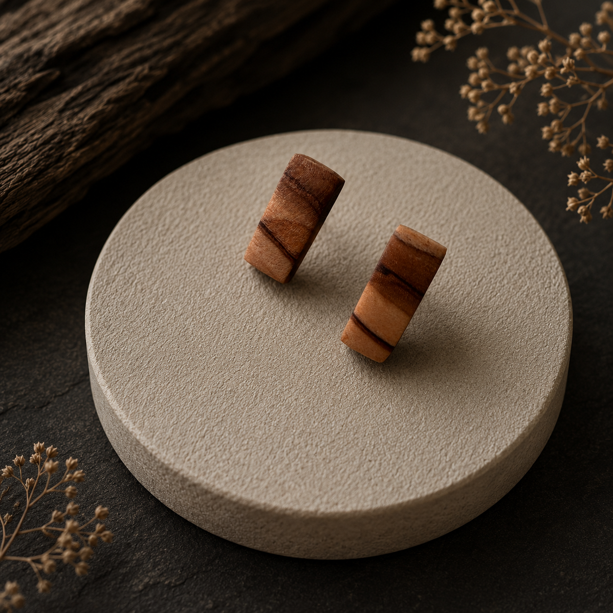 elegant Brown earrings 