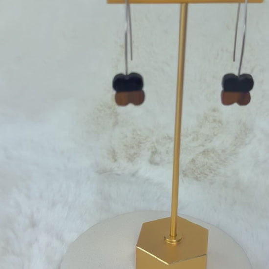 Lightweight, durable, and hypoallergenic – perfect for everyday elegance earrings 